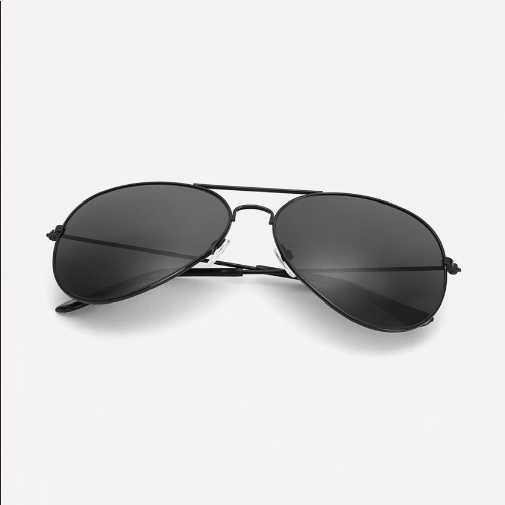 CLASSIC AVIATOR Sunglasses Black on Black NWT - Picture 4 of 6